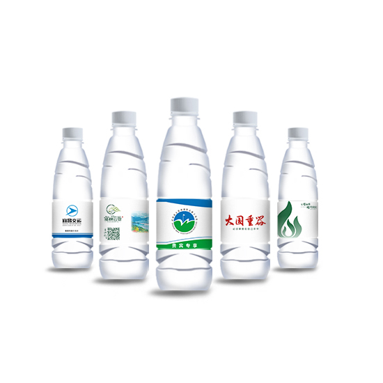 �彭��Ʒ����ˮ550Բƿ